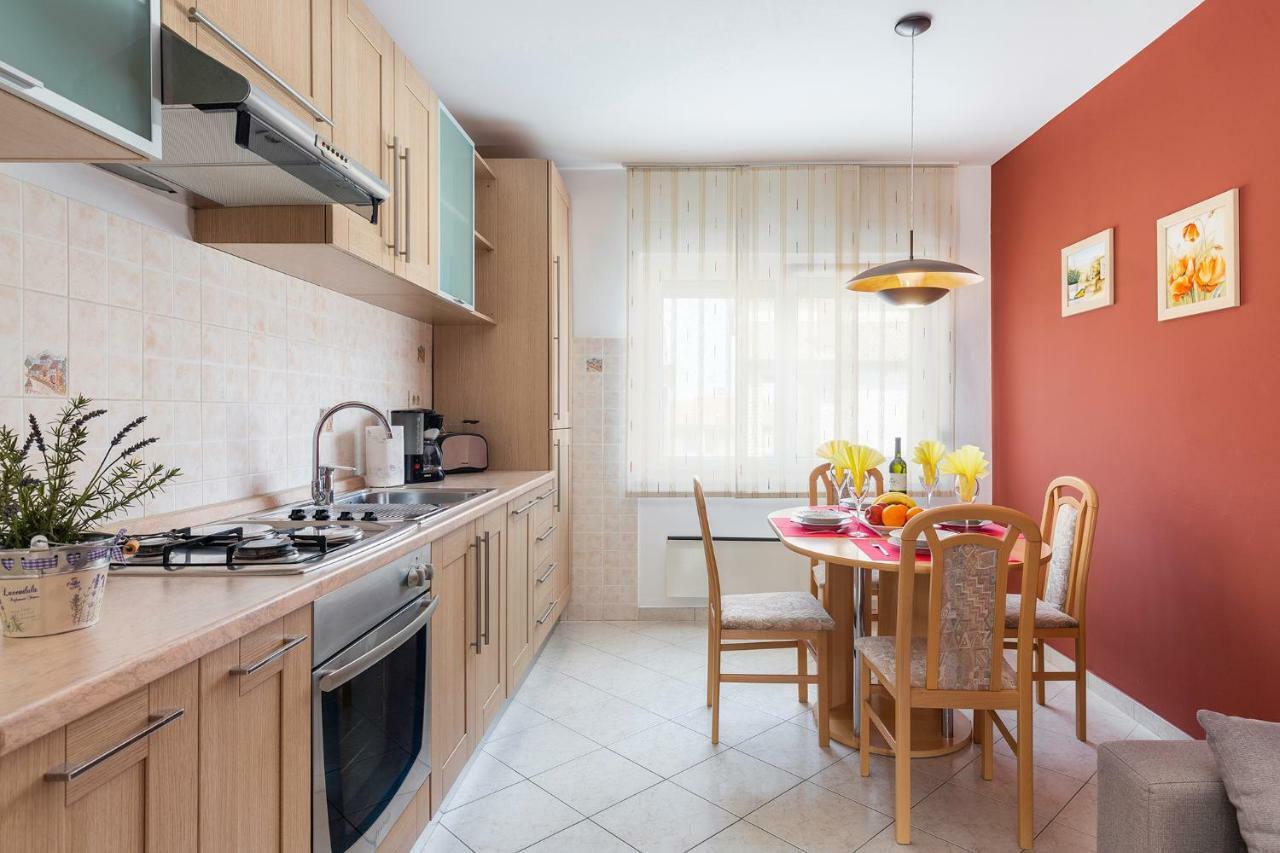 Villa Isabella Пула Екстериор снимка