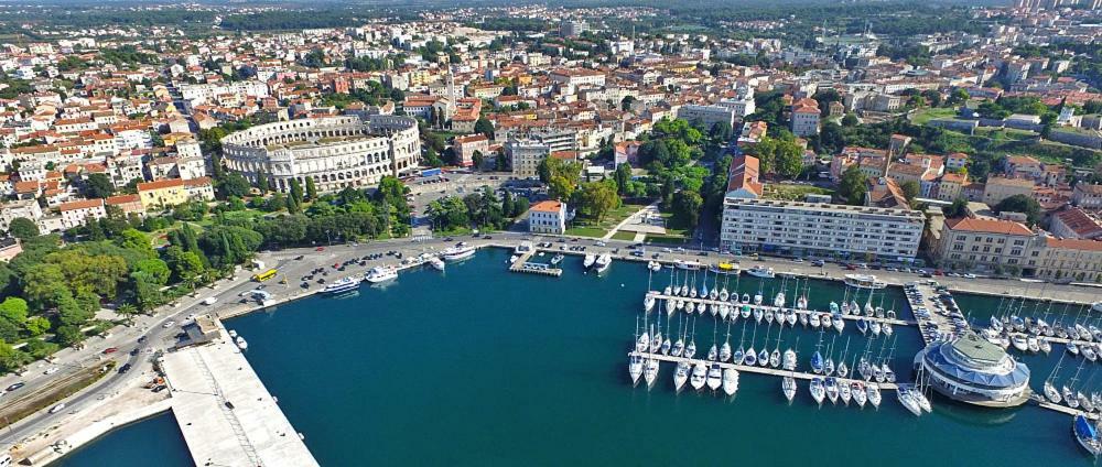 Villa Isabella Пула Екстериор снимка